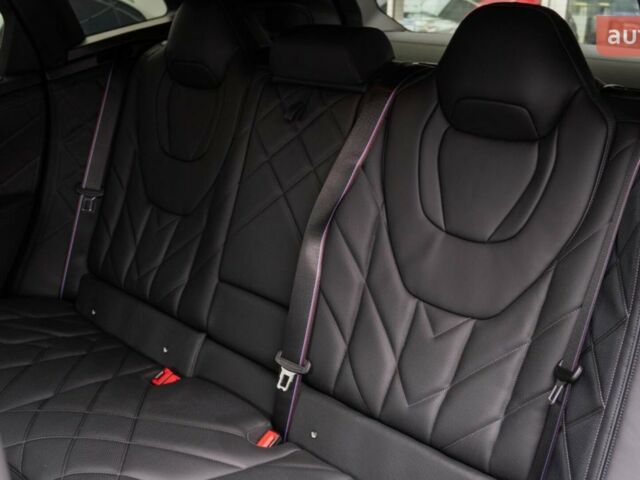 БМВ XM, об'ємом двигуна 3 л та пробігом 0 тис. км за 156700 $, фото 14 на Automoto.ua