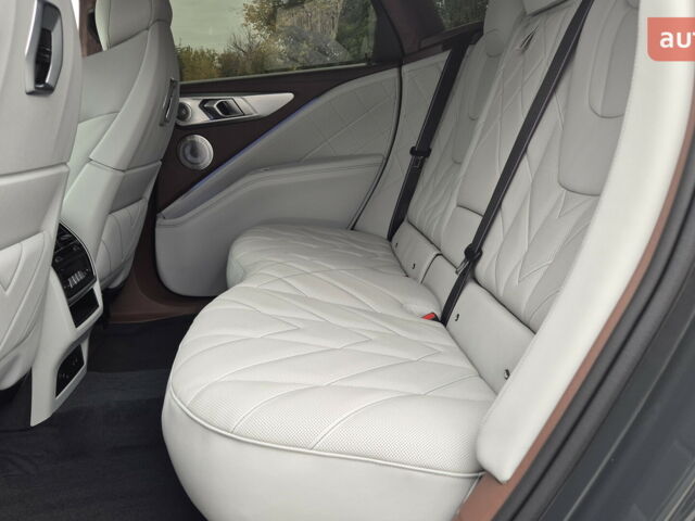 БМВ XM, объемом двигателя 3 л и пробегом 0 тыс. км за 180770 $, фото 17 на Automoto.ua