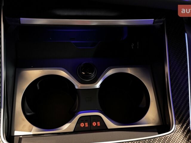 БМВ XM, об'ємом двигуна 3 л та пробігом 0 тис. км за 155670 $, фото 26 на Automoto.ua