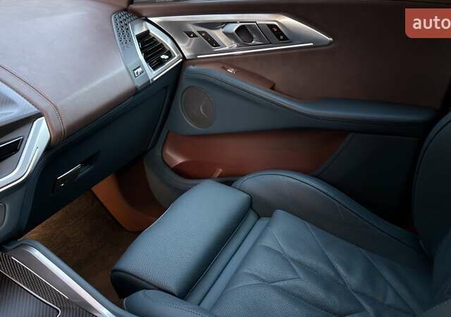 Зеленый БМВ XM, объемом двигателя 4.39 л и пробегом 9 тыс. км за 173000 $, фото 35 на Automoto.ua