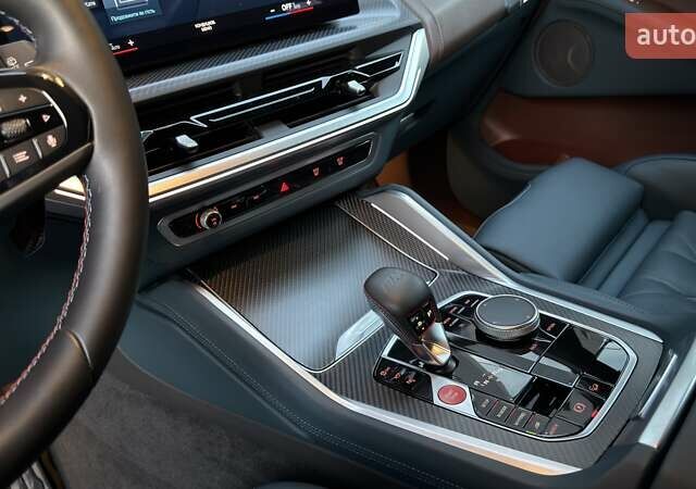 Зеленый БМВ XM, объемом двигателя 4.39 л и пробегом 9 тыс. км за 173000 $, фото 36 на Automoto.ua