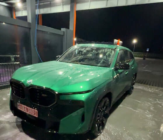 Зеленый БМВ XM, объемом двигателя 4.39 л и пробегом 20 тыс. км за 152000 $, фото 4 на Automoto.ua