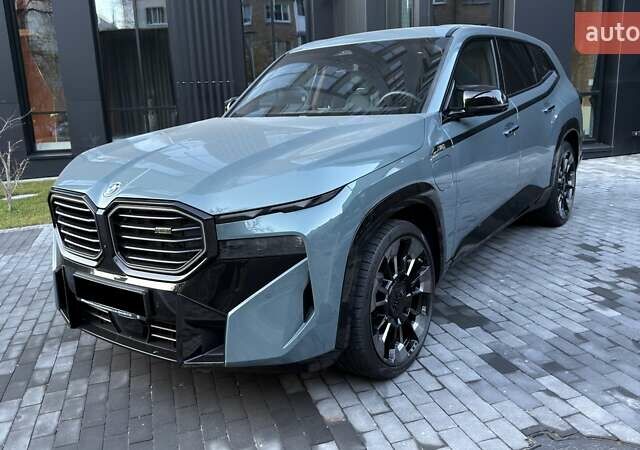 Зеленый БМВ XM, объемом двигателя 4.39 л и пробегом 9 тыс. км за 173000 $, фото 2 на Automoto.ua