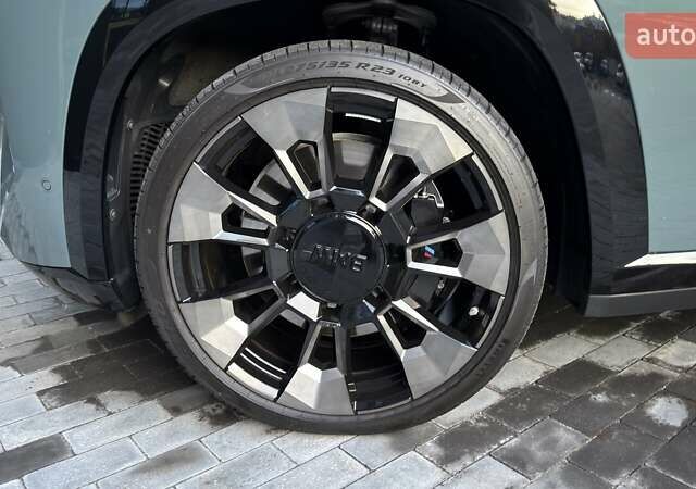 Зеленый БМВ XM, объемом двигателя 4.39 л и пробегом 9 тыс. км за 173000 $, фото 23 на Automoto.ua