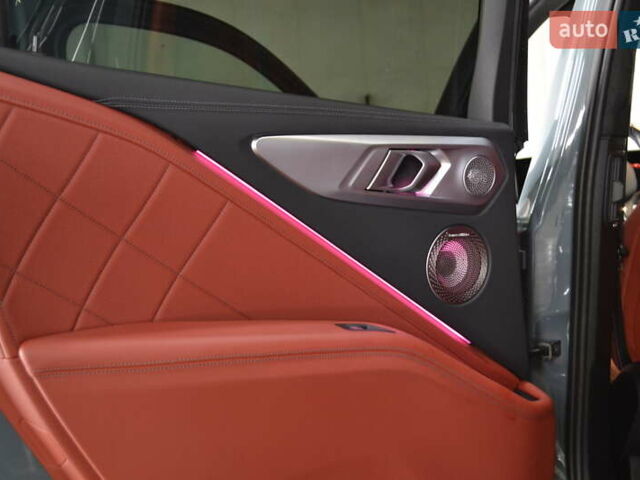 Зелений БМВ XM, об'ємом двигуна 4.39 л та пробігом 38 тис. км за 130000 $, фото 32 на Automoto.ua