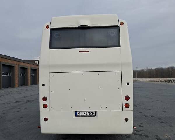 Белый Бова Футура ФХД, объемом двигателя 0 л и пробегом 10 тыс. км за 18000 $, фото 5 на Automoto.ua