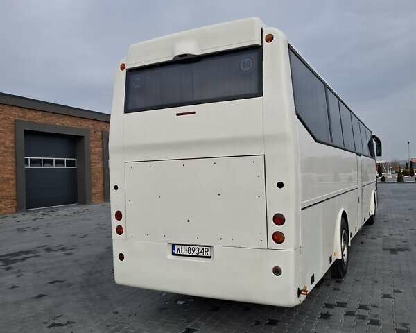 Белый Бова Футура ФХД, объемом двигателя 0 л и пробегом 10 тыс. км за 18000 $, фото 4 на Automoto.ua