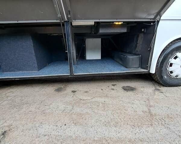 Білий Бова Футура ФХД, об'ємом двигуна 12 л та пробігом 4 тис. км за 18500 $, фото 3 на Automoto.ua