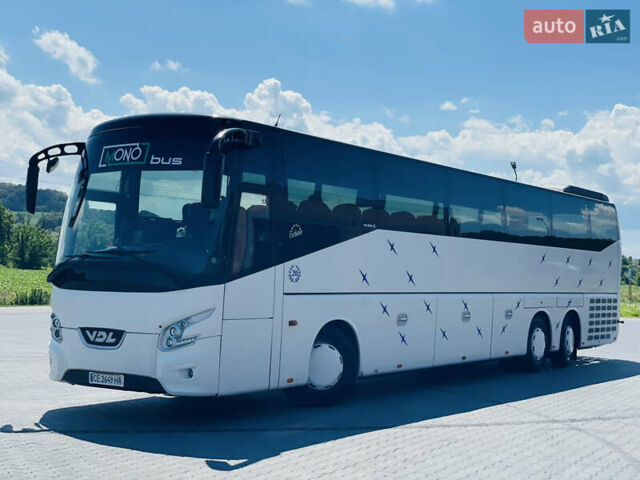 Белый Бова Магик, объемом двигателя 12.58 л и пробегом 2 тыс. км за 75000 $, фото 4 на Automoto.ua