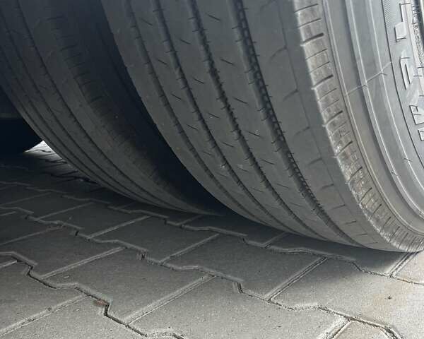 Белый Бова Магик, объемом двигателя 12.9 л и пробегом 780 тыс. км за 100042 $, фото 6 на Automoto.ua