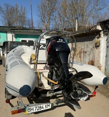 Белый Бриг Фалкон Ридерс, объемом двигателя 0 л и пробегом 0 тыс. км за 7000 $, фото 9 на Automoto.ua