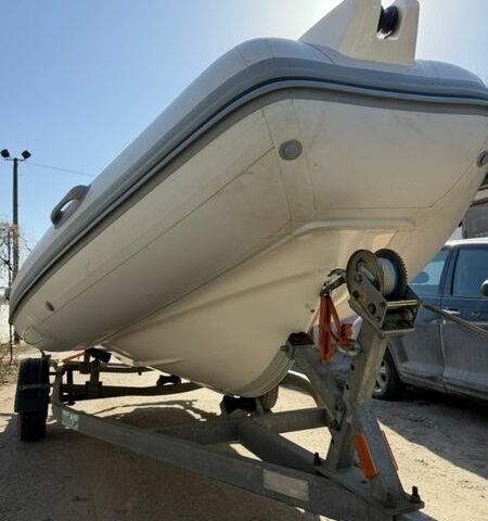 Белый Бриг Фалкон Ридерс, объемом двигателя 0 л и пробегом 0 тыс. км за 7000 $, фото 2 на Automoto.ua