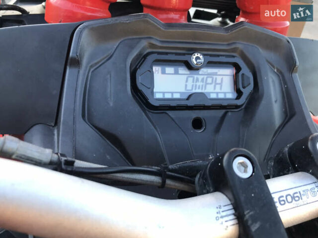 Красный БРП Кан Ам, объемом двигателя 0.6 л и пробегом 2 тыс. км за 10600 $, фото 16 на Automoto.ua