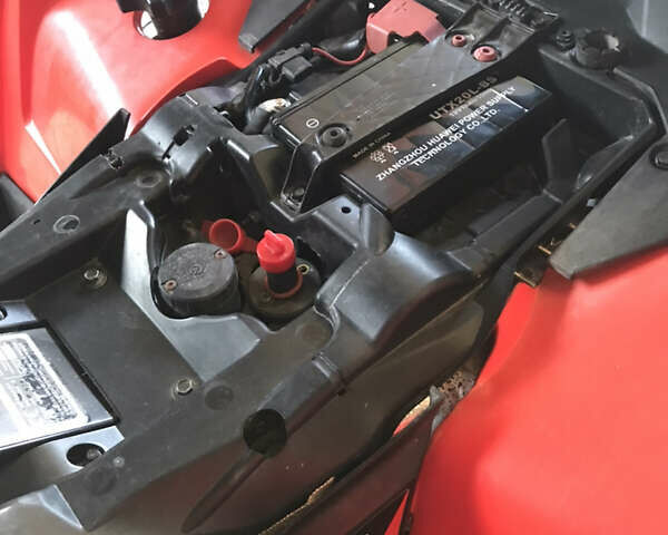 Красный БРП Кан Ам, объемом двигателя 0.6 л и пробегом 2 тыс. км за 10600 $, фото 20 на Automoto.ua