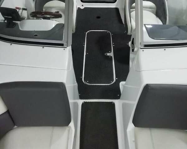 Белый БРП Челенджер, объемом двигателя 0 л и пробегом 20 тыс. км за 24000 $, фото 3 на Automoto.ua