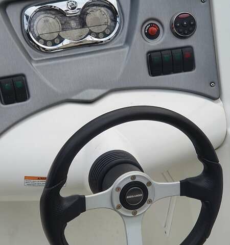 Бежевий БРП Челенджер, об'ємом двигуна 1.5 л та пробігом 138 тис. км за 15000 $, фото 4 на Automoto.ua