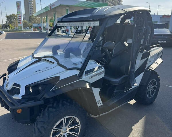 Білий БРП Коммандєр, об'ємом двигуна 1 л та пробігом 2 тис. км за 10500 $, фото 1 на Automoto.ua