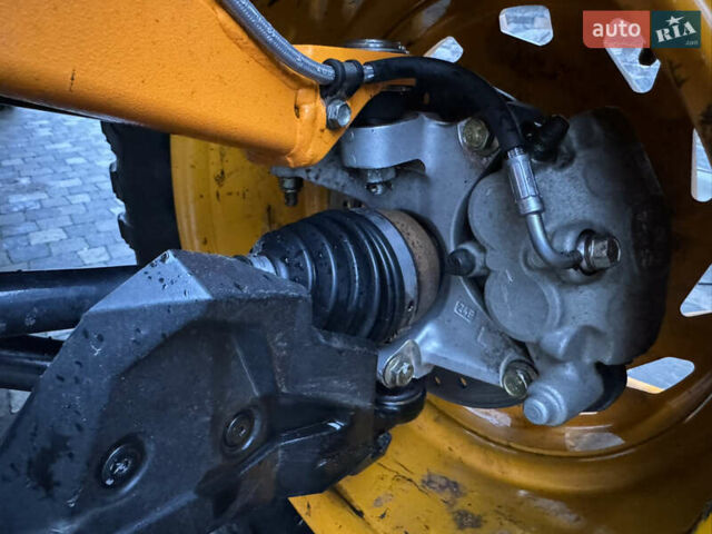 Чорний БРП Коммандєр, об'ємом двигуна 1 л та пробігом 5 тис. км за 22000 $, фото 7 на Automoto.ua