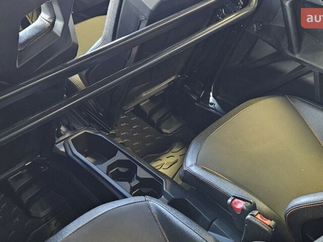 купити нове авто БРП Коммандєр 2025 року від офіційного дилера BRP center Вінниця БРП фото