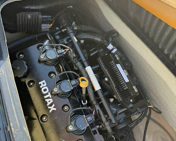 Черный БРП ГТИ, объемом двигателя 1.5 л и пробегом 465 тыс. км за 8600 $, фото 8 на Automoto.ua