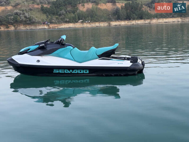 Синий БРП ГТИ, объемом двигателя 1.6 л и пробегом 100 тыс. км за 14700 $, фото 4 на Automoto.ua