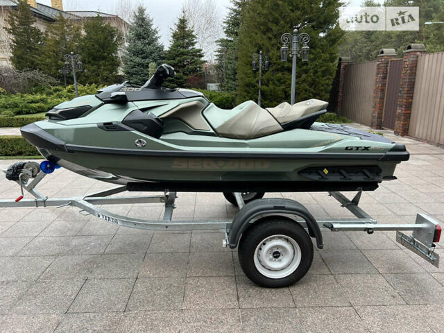 БРП ГТХ, объемом двигателя 0 л и пробегом 100 тыс. км за 26000 $, фото 4 на Automoto.ua