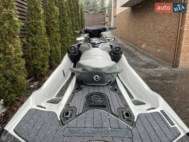 Серый БРП ГТХ, объемом двигателя 0 л и пробегом 1 тыс. км за 25000 $, фото 6 на Automoto.ua