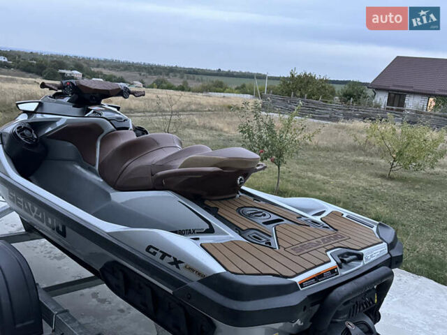 Серый БРП ГТХ, объемом двигателя 0 л и пробегом 51 тыс. км за 20000 $, фото 4 на Automoto.ua