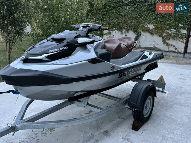 Серый БРП ГТХ, объемом двигателя 0 л и пробегом 51 тыс. км за 20000 $, фото 3 на Automoto.ua