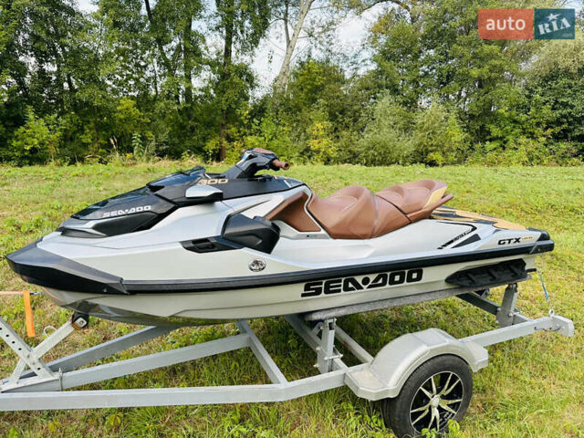 Серый БРП ГТХ, объемом двигателя 1.5 л и пробегом 50 тыс. км за 19900 $, фото 13 на Automoto.ua