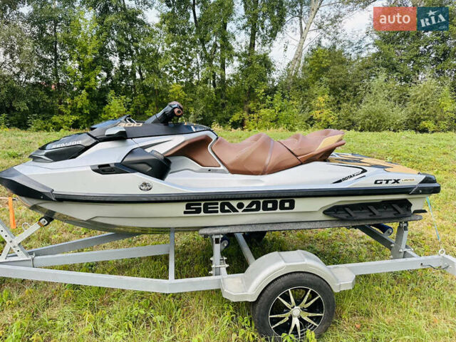 Серый БРП ГТХ, объемом двигателя 1.5 л и пробегом 50 тыс. км за 19900 $, фото 2 на Automoto.ua