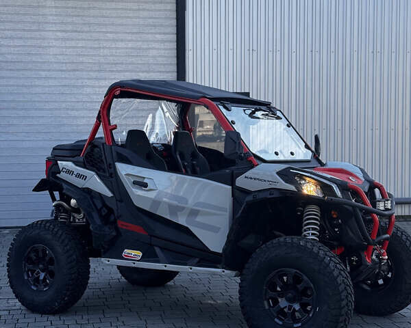 Красный БРП Маверик, объемом двигателя 0 л и пробегом 1 тыс. км за 31000 $, фото 2 на Automoto.ua