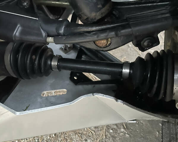 Білий БРП Аутлендер, об'ємом двигуна 1 л та пробігом 4 тис. км за 13800 $, фото 22 на Automoto.ua