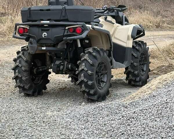 Бежевый БРП Аутлендер, объемом двигателя 0 л и пробегом 4 тыс. км за 19300 $, фото 4 на Automoto.ua