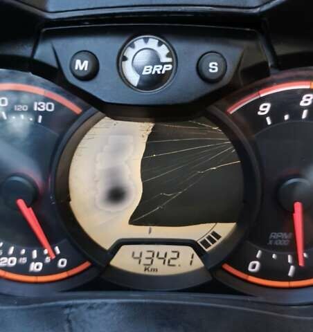 БРП Аутлендер, объемом двигателя 1 л и пробегом 4 тыс. км за 13800 $, фото 25 на Automoto.ua