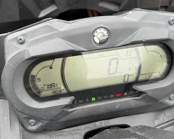 БРП Аутлендер, объемом двигателя 1 л и пробегом 3 тыс. км за 17700 $, фото 6 на Automoto.ua