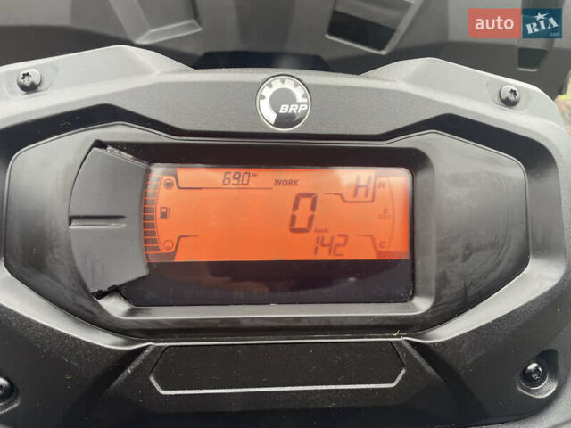 БРП Аутлендер, объемом двигателя 0.65 л и пробегом 1 тыс. км за 15000 $, фото 4 на Automoto.ua