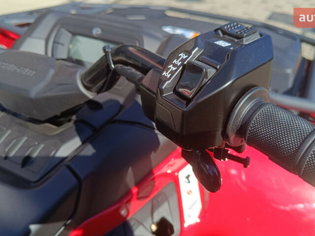 БРП Аутлендер, объемом двигателя 0.7 л и пробегом 0 тыс. км за 15986 $, фото 3 на Automoto.ua