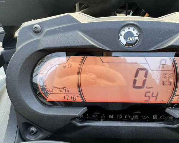 БРП Аутлендер, об'ємом двигуна 1 л та пробігом 4 тис. км за 19858 $, фото 19 на Automoto.ua