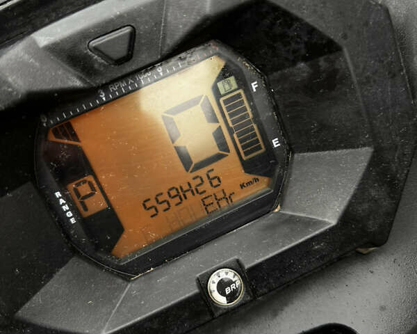 Желтый БРП Аутлендер, объемом двигателя 0.65 л и пробегом 11 тыс. км за 9500 $, фото 4 на Automoto.ua