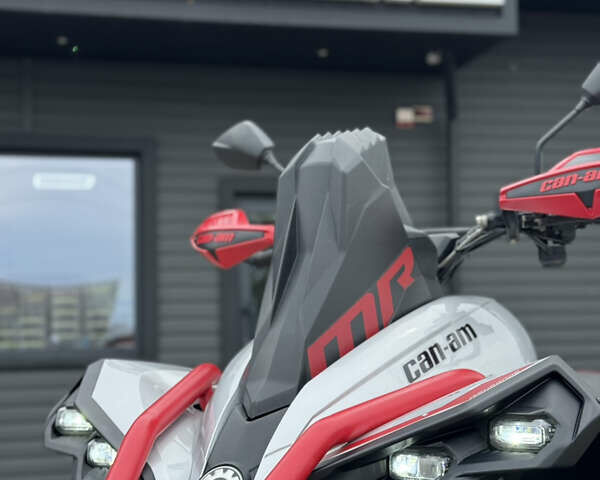 Серый БРП Аутлендер, объемом двигателя 1 л и пробегом 2 тыс. км за 18700 $, фото 1 на Automoto.ua