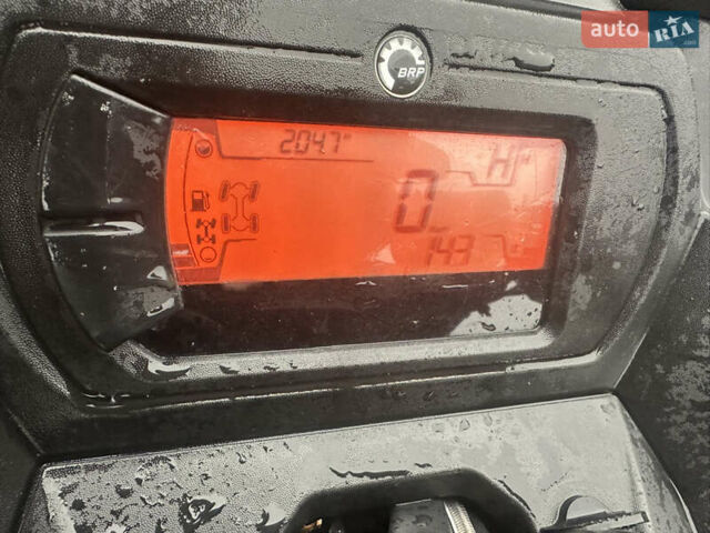 Зеленый БРП Аутлендер, объемом двигателя 0.7 л и пробегом 4 тыс. км за 14543 $, фото 2 на Automoto.ua