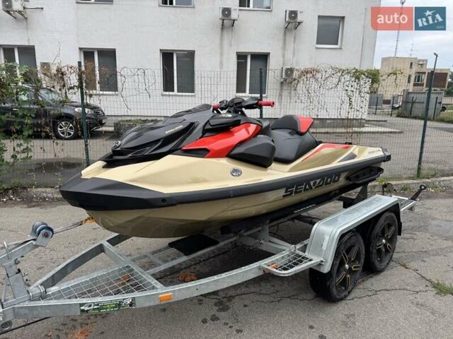 Бежевый БРП РКСП-КС, объемом двигателя 1.6 л и пробегом 20 тыс. км за 32528 $, фото 1 на Automoto.ua