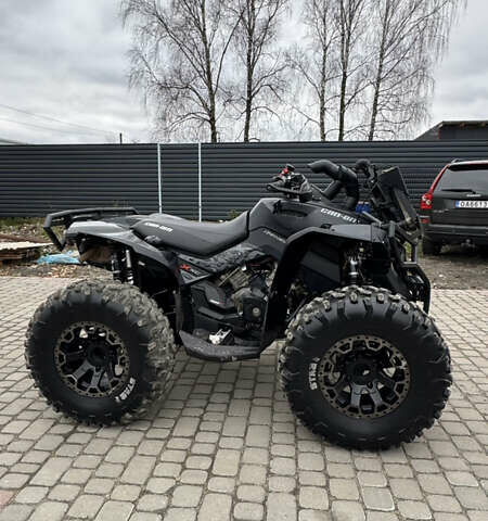 БРП Ренегаде, объемом двигателя 1 л и пробегом 5 тыс. км за 10900 $, фото 2 на Automoto.ua