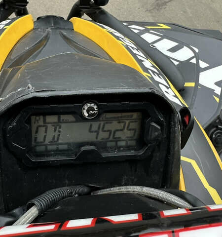 БРП Ренегаде, объемом двигателя 1 л и пробегом 4 тыс. км за 8500 $, фото 8 на Automoto.ua