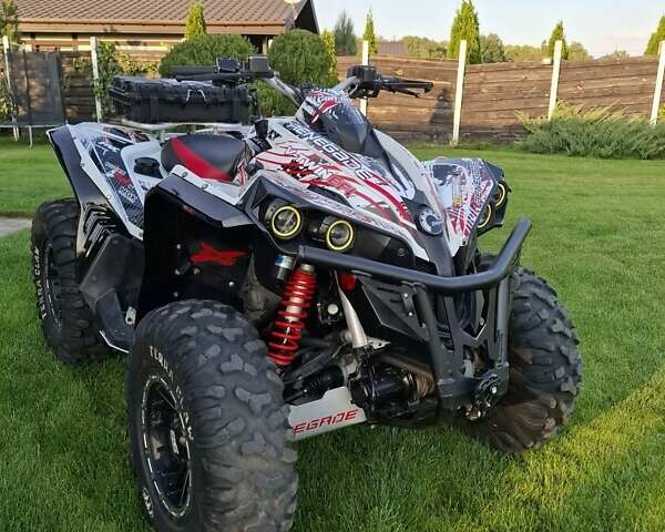 БРП Ренегаде, объемом двигателя 1 л и пробегом 12 тыс. км за 8900 $, фото 4 на Automoto.ua