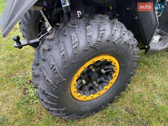 Желтый БРП Ренегаде, объемом двигателя 1 л и пробегом 9 тыс. км за 7400 $, фото 1 на Automoto.ua