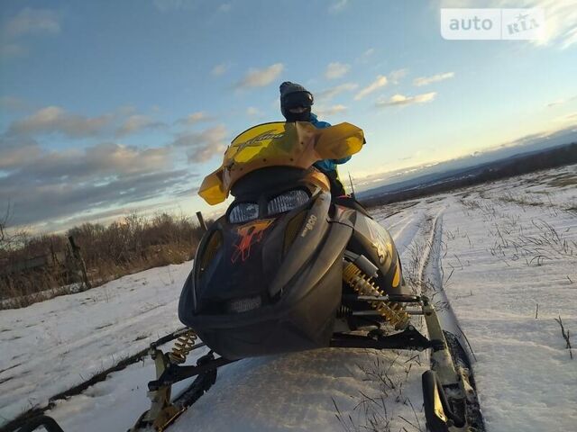 Желтый БРП Ски-Ду, объемом двигателя 0.8 л и пробегом 1 тыс. км за 4300 $, фото 9 на Automoto.ua