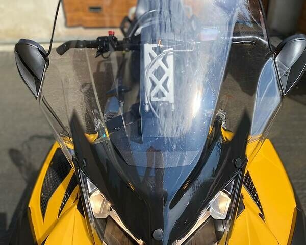 Желтый БРП Ски-Ду, объемом двигателя 0.6 л и пробегом 1 тыс. км за 14500 $, фото 4 на Automoto.ua