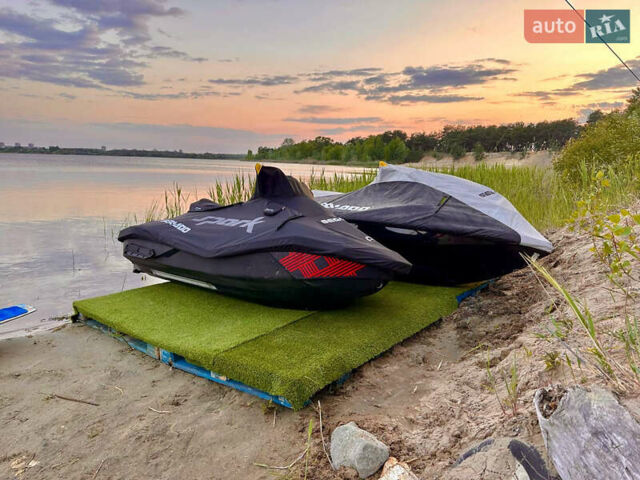 Красный БРП Спарк, объемом двигателя 1 л и пробегом 100 тыс. км за 11500 $, фото 2 на Automoto.ua